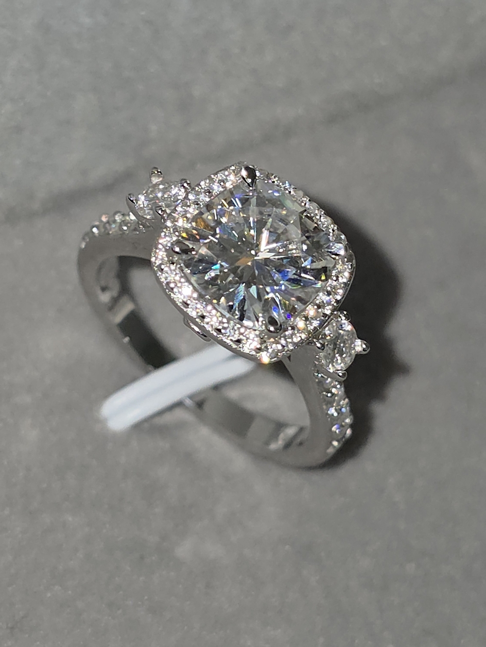 ✨ 3.56 CT Cushion Cut Moissanite Halo Ring | S925 Sterling Silver | Platinum Pla